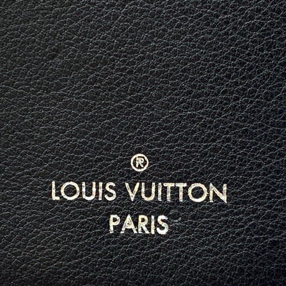 Louis Vuitton Black Starry Sky Logo Graffiti Print Key Chain Coin Purse 11*2*10c - Picture 7 of 9